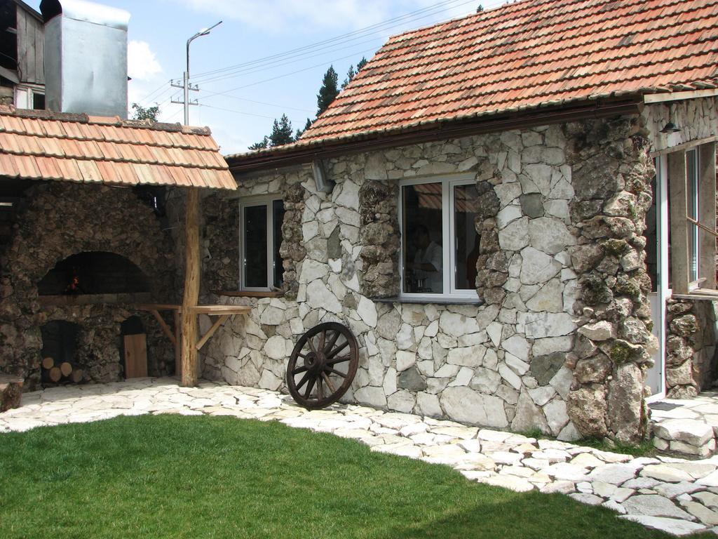 Eco Garden Hotel Dilijan Exterior photo